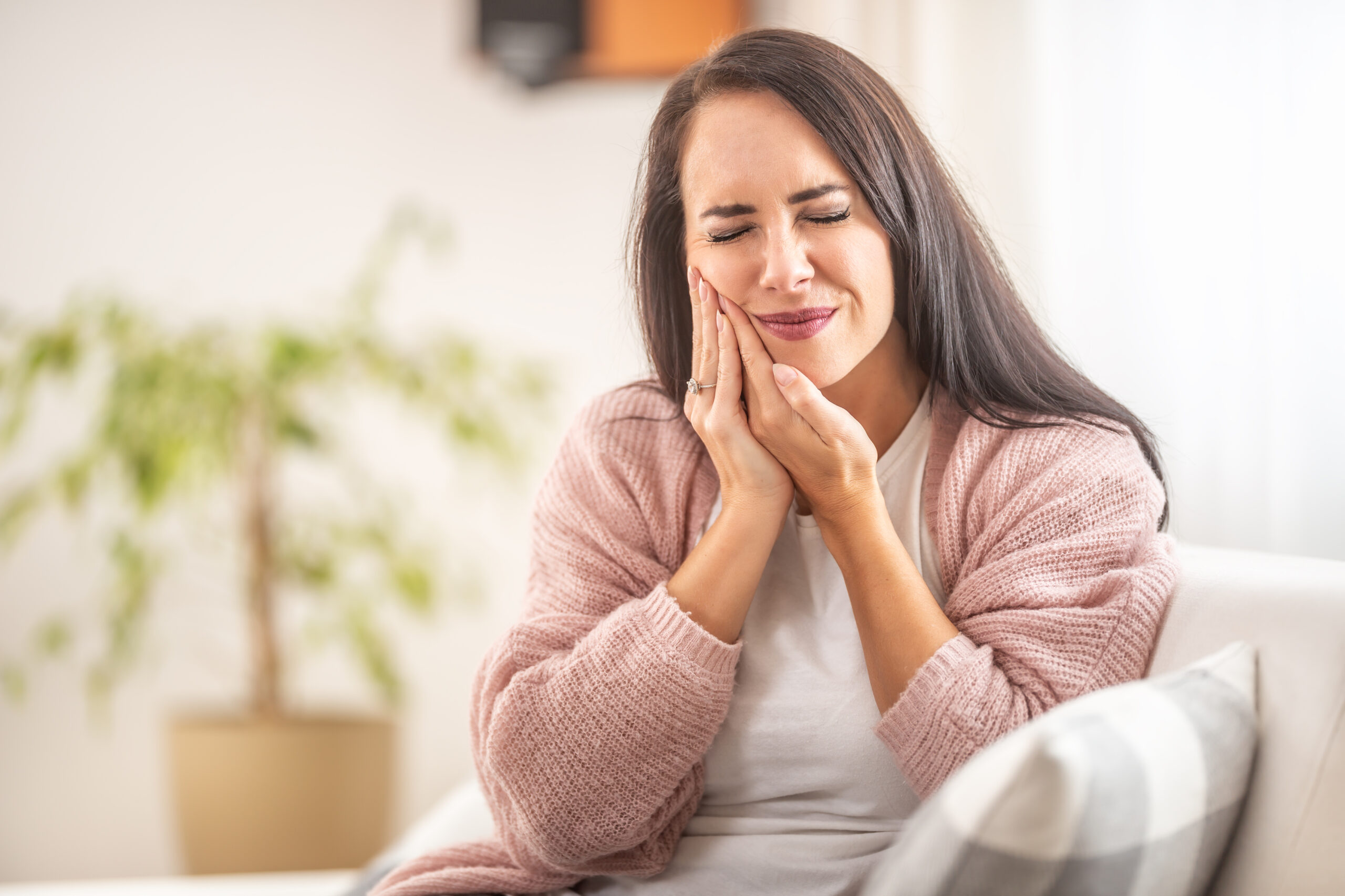 Emergency dentist immediate dental care at Dentistry @ Vida